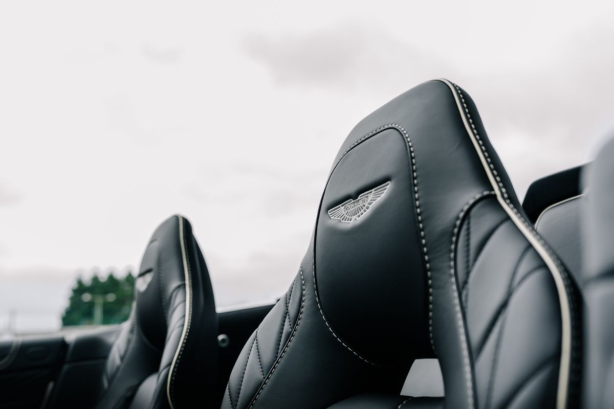 ASTON MARTIN VANQUISH 6.0 V12 S Volante