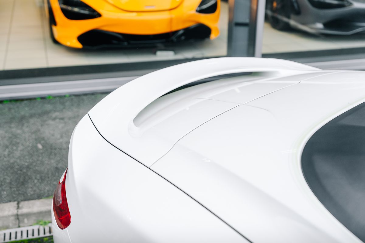ASTON MARTIN VANQUISH 6.0 V12 S Volante