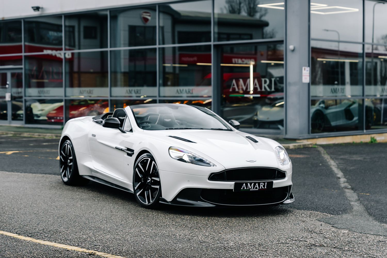 Aston Martin Vanquish
