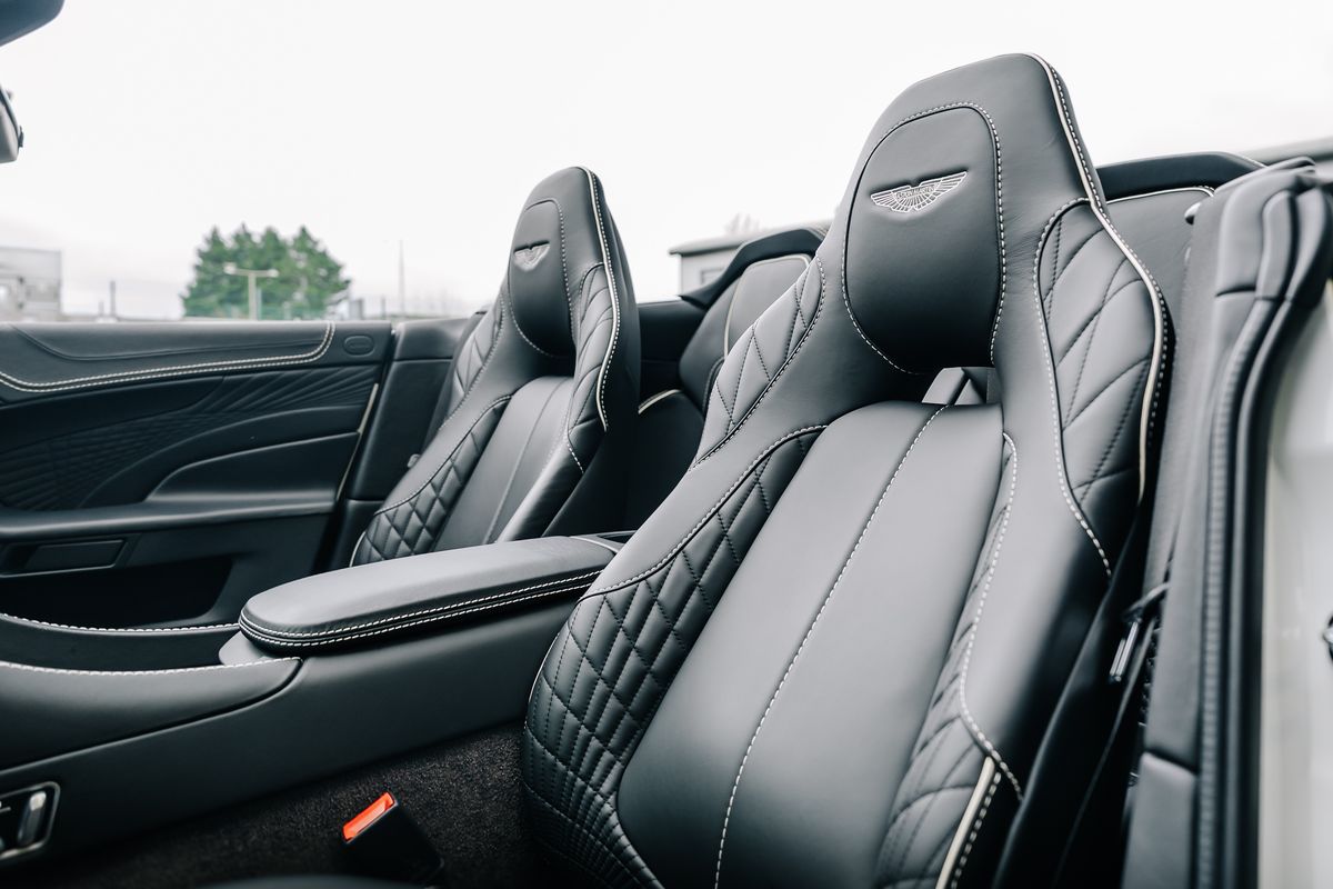 ASTON MARTIN VANQUISH 6.0 V12 S Volante
