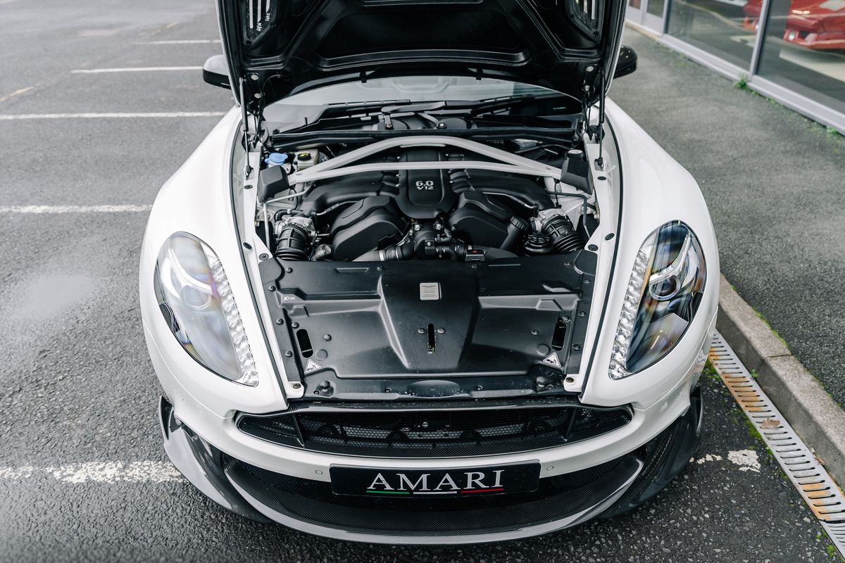ASTON MARTIN VANQUISH 6.0 V12 S Volante