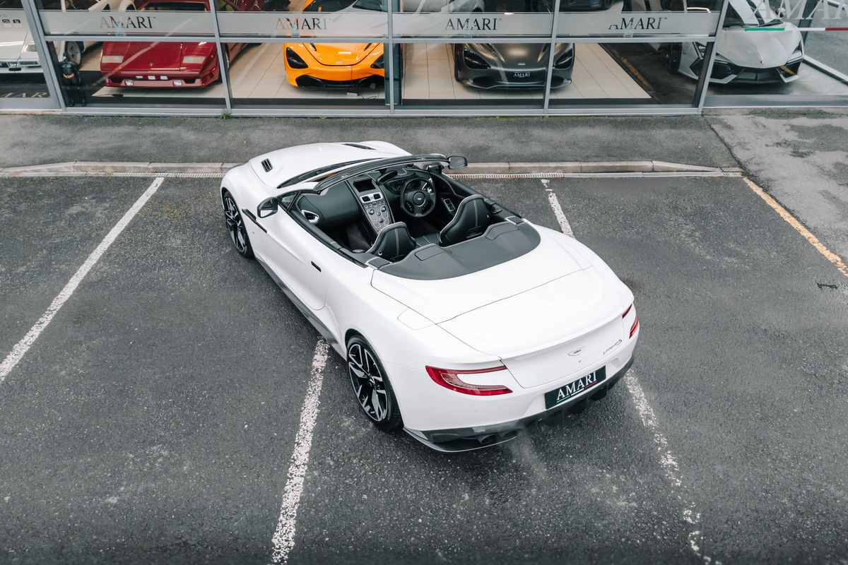 ASTON MARTIN VANQUISH 6.0 V12 S Volante