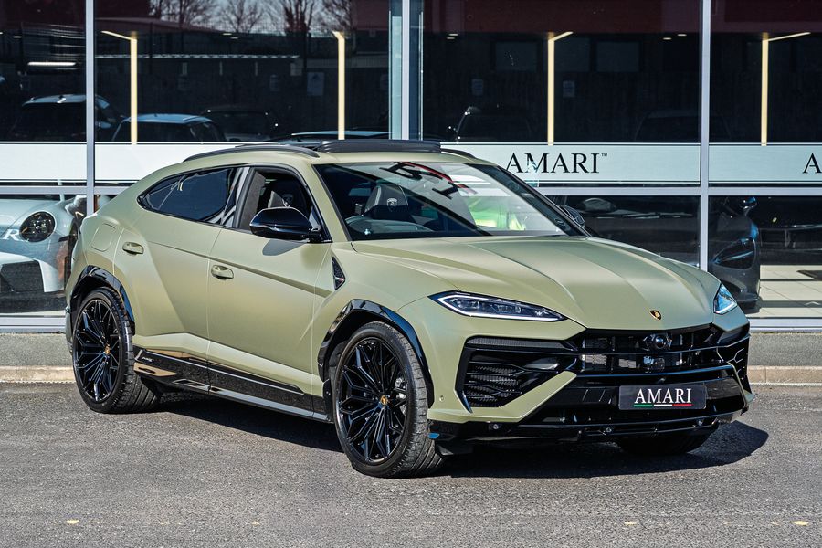 2025 Lamborghini Urus SE