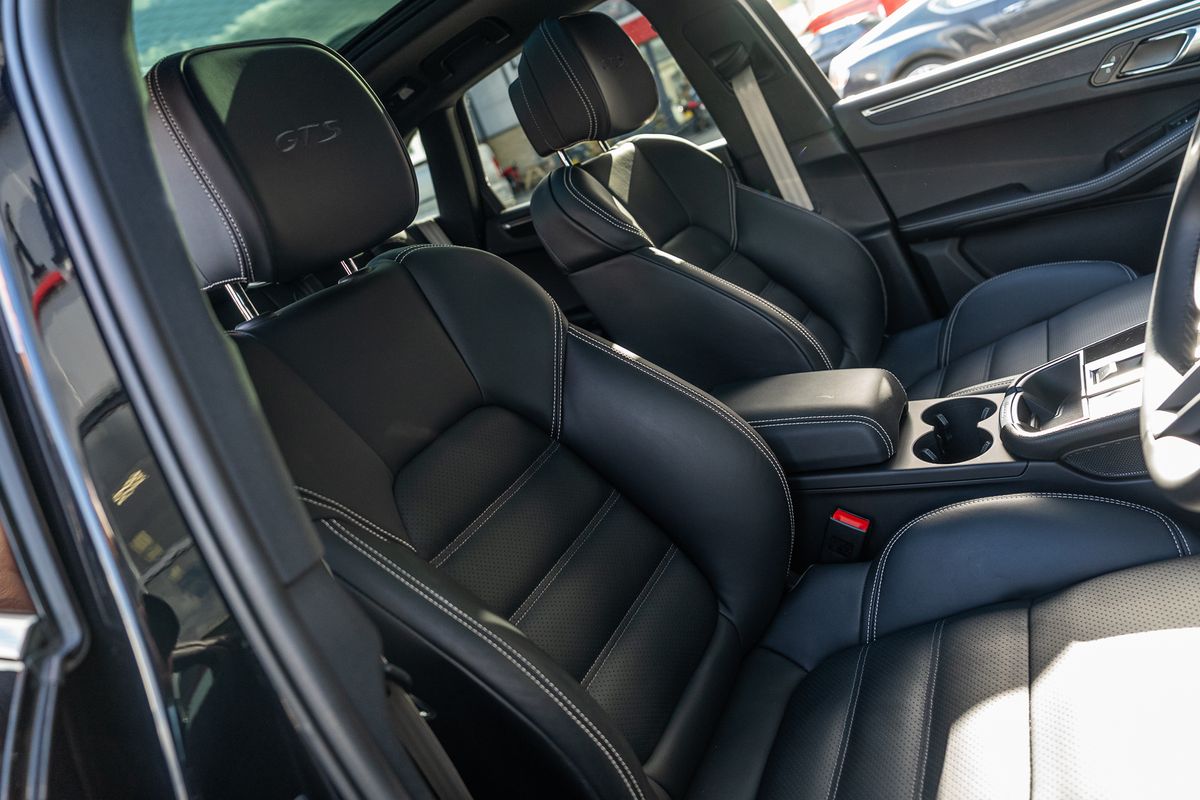 PORSCHE MACAN GTS GTS
