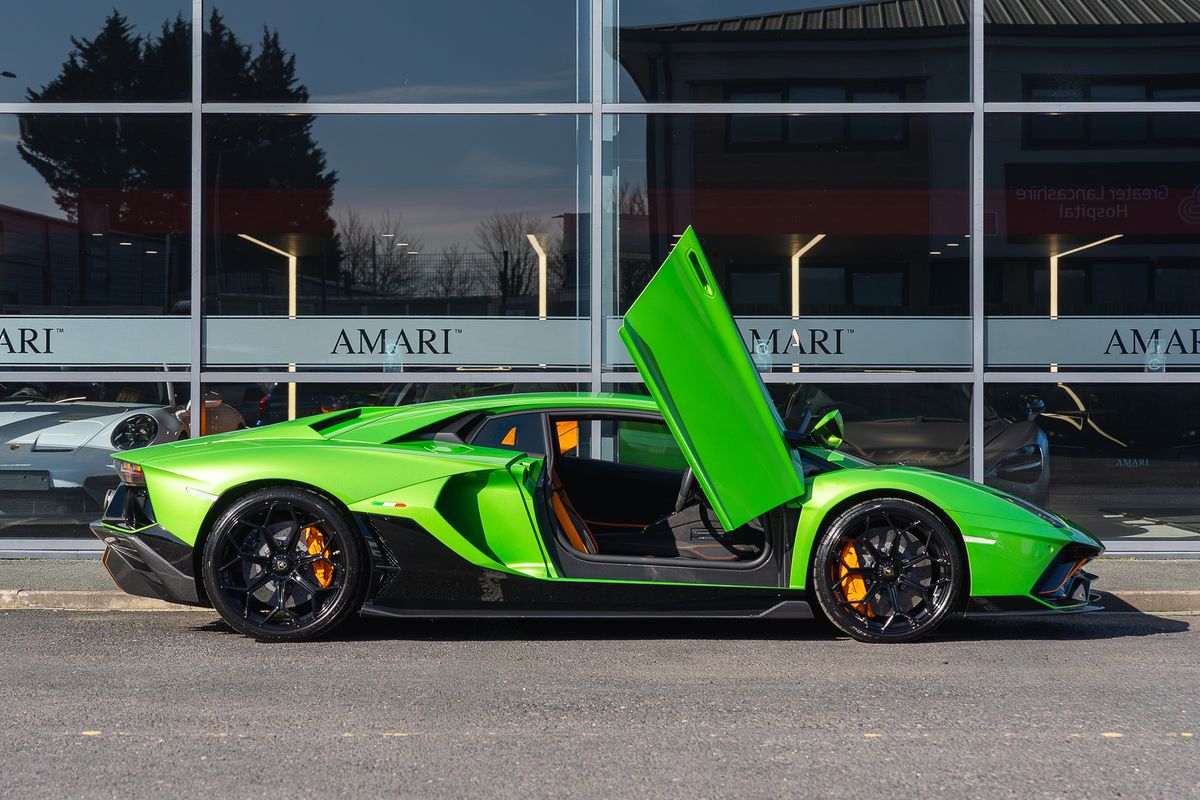 LAMBORGHINI AVENTADOR LP 780-4 ULTIMAE Ultimae