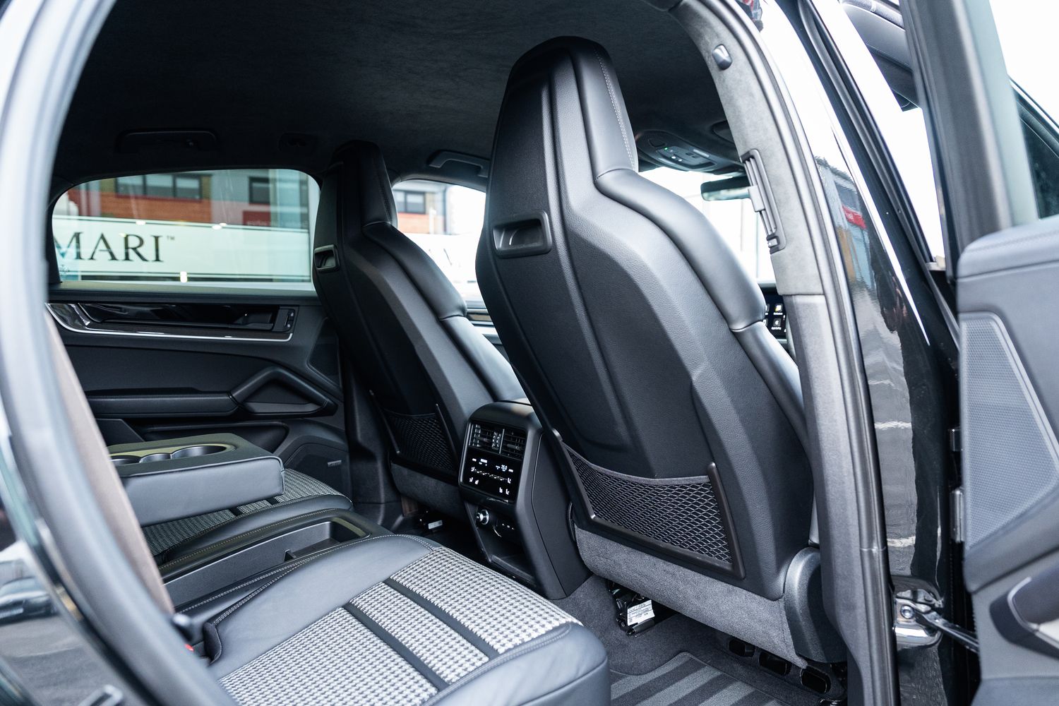 Porsche Cayenne Turbo Tiptronic S Turbo