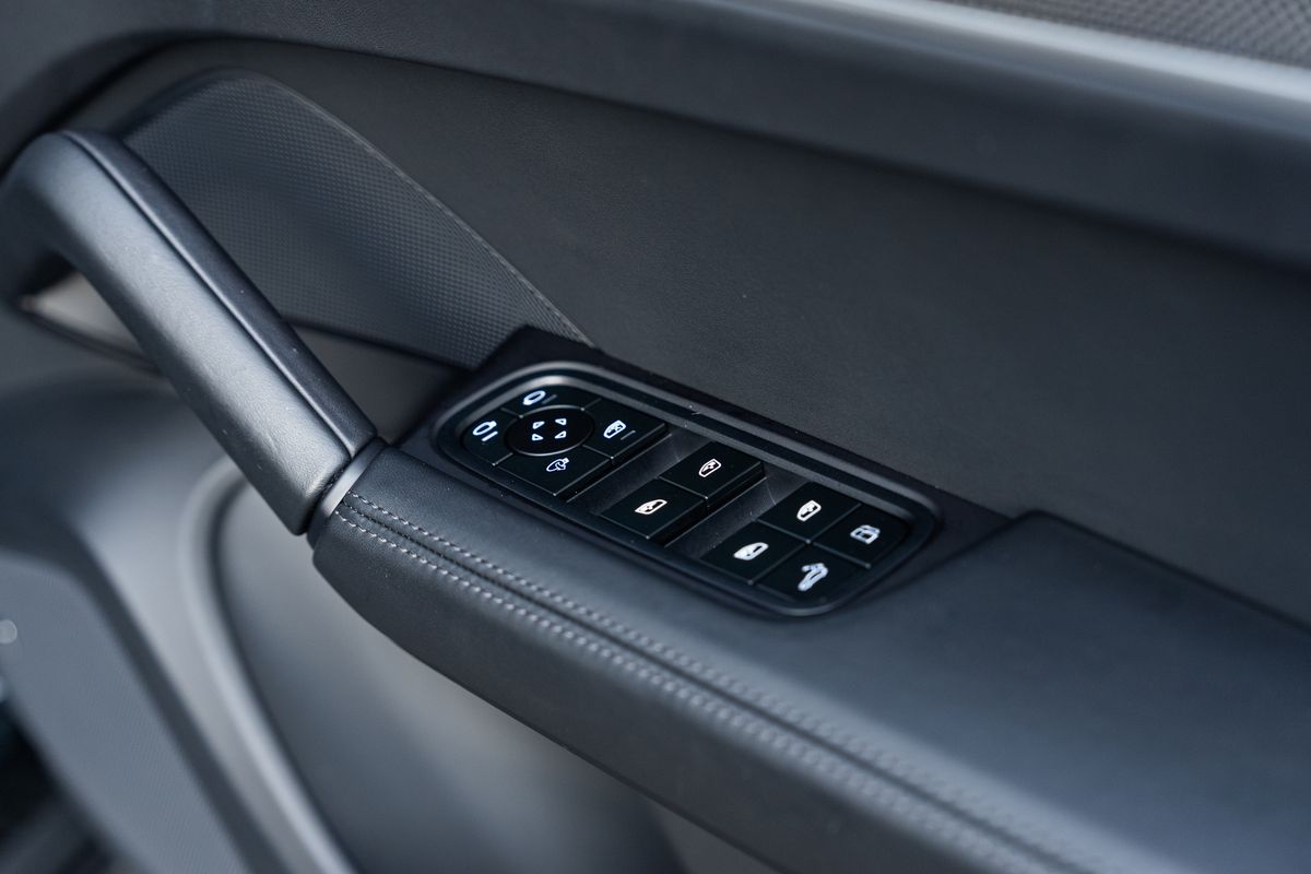Porsche Cayenne Turbo Tiptronic S Turbo