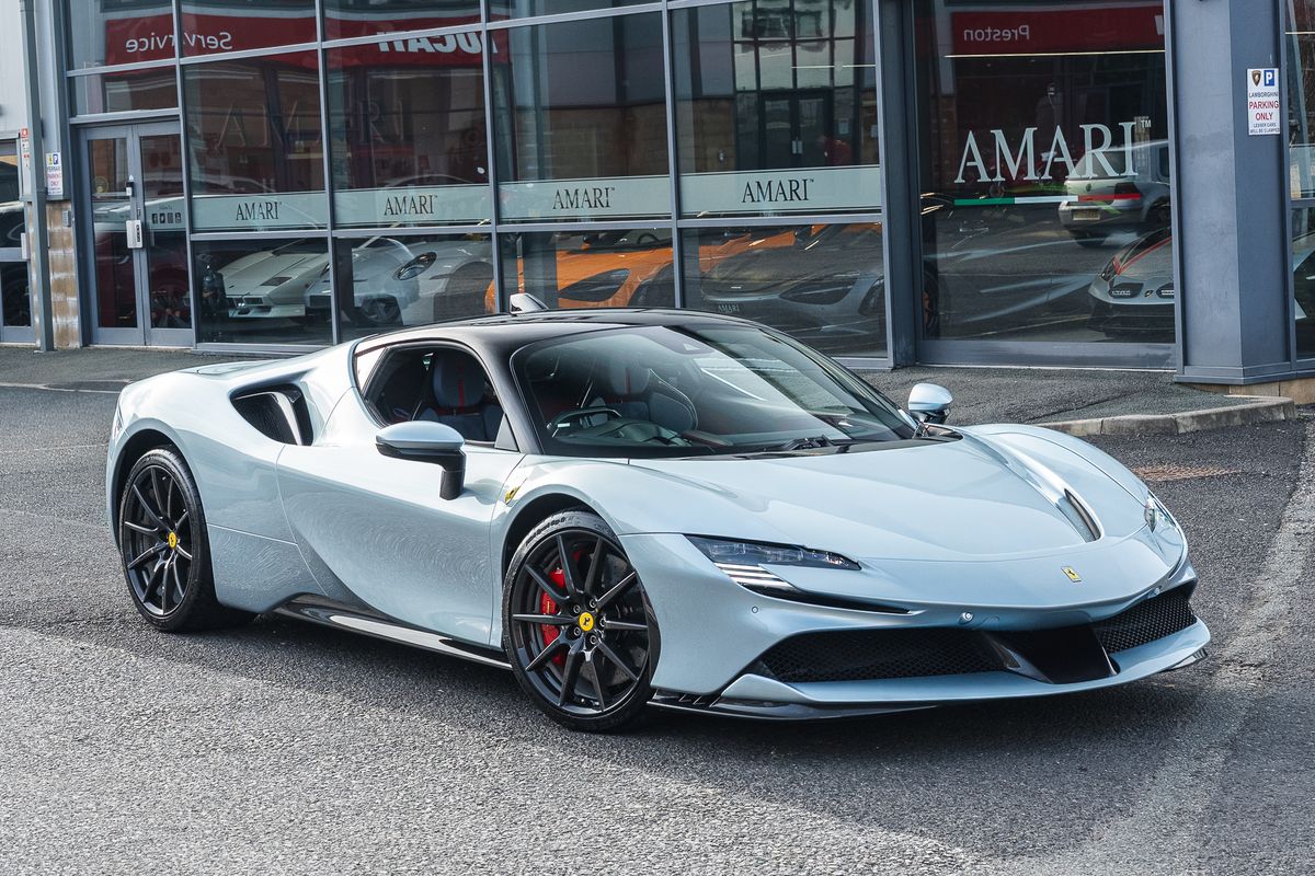 Ferrari SF90 Stradale