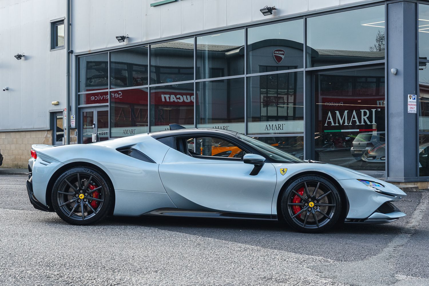 Ferrari SF90 Stradale Stradale