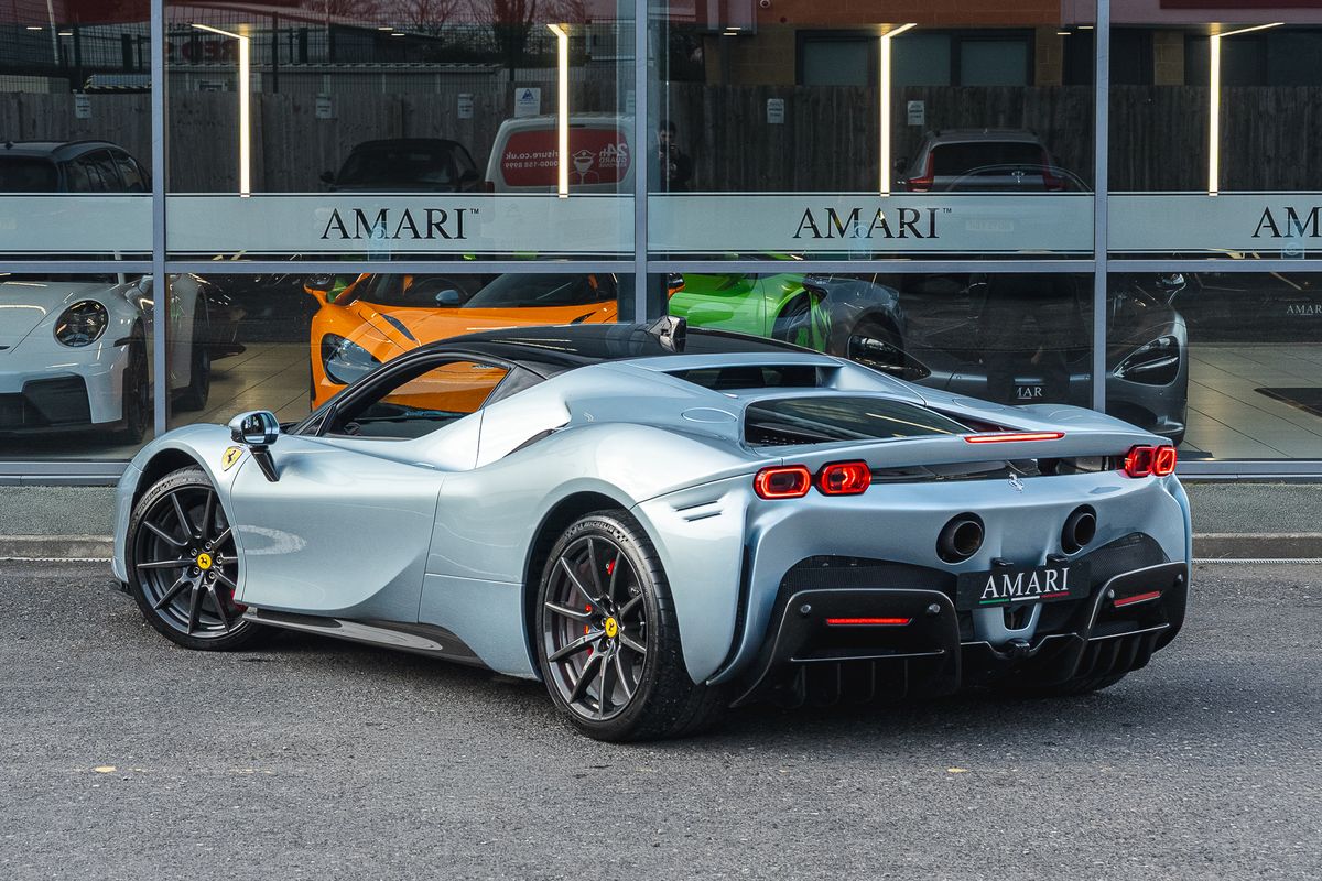 Ferrari SF90 Stradale