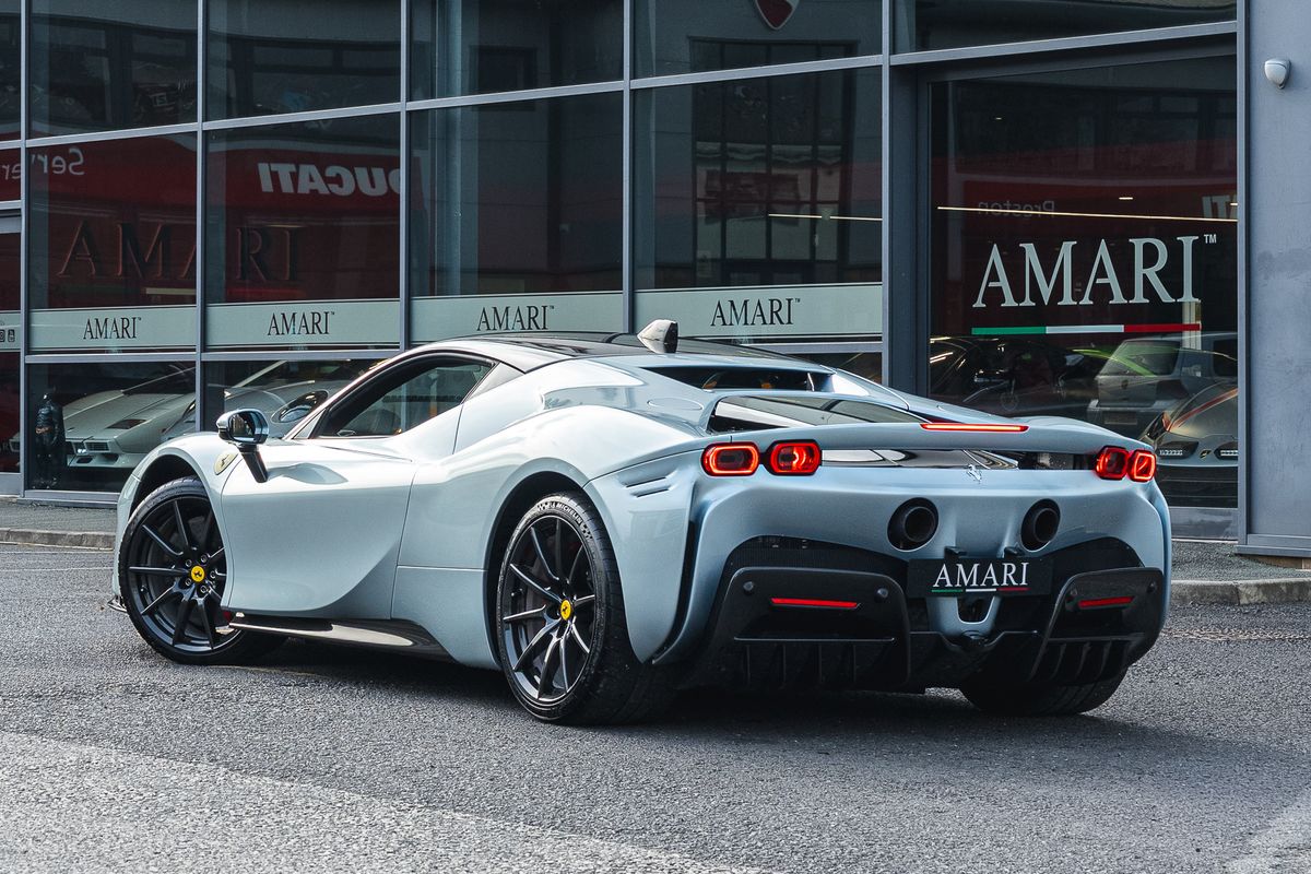 Ferrari SF90 Stradale