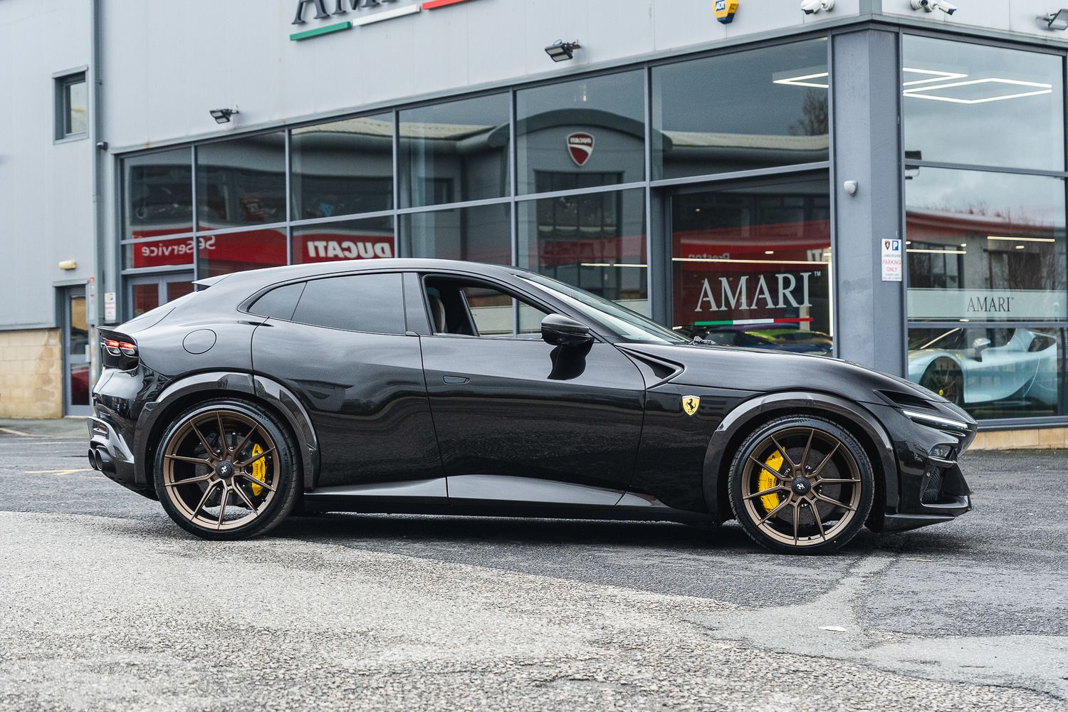 Ferrari Purosangue Esteso by Novitec