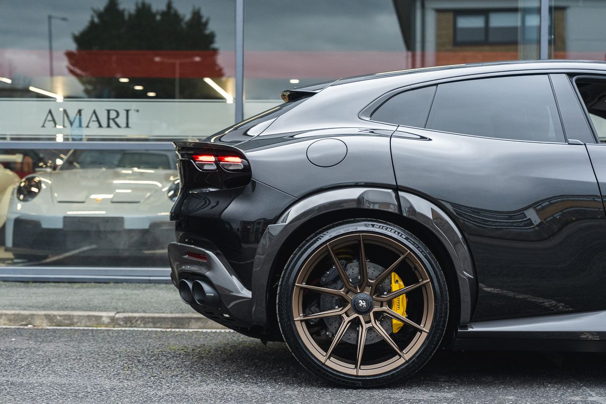 Ferrari Purosangue Esteso by Novitec