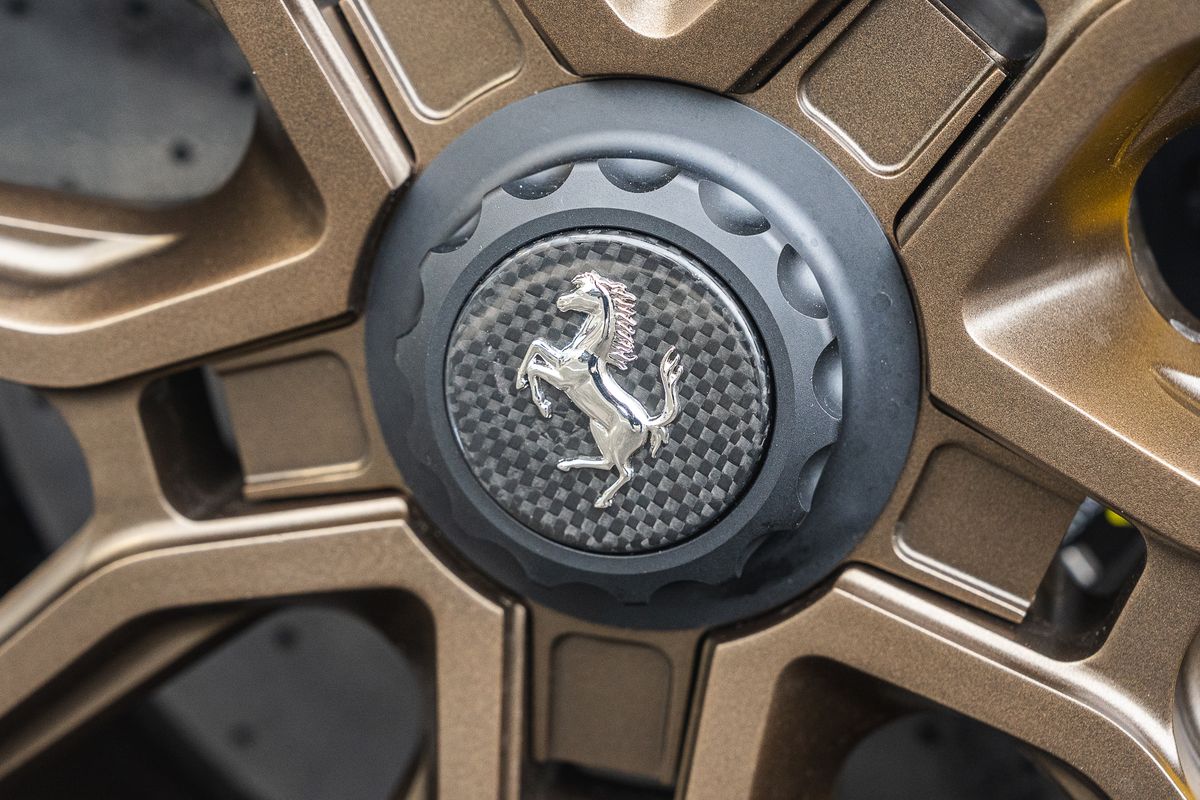 Ferrari Purosangue Esteso by Novitec