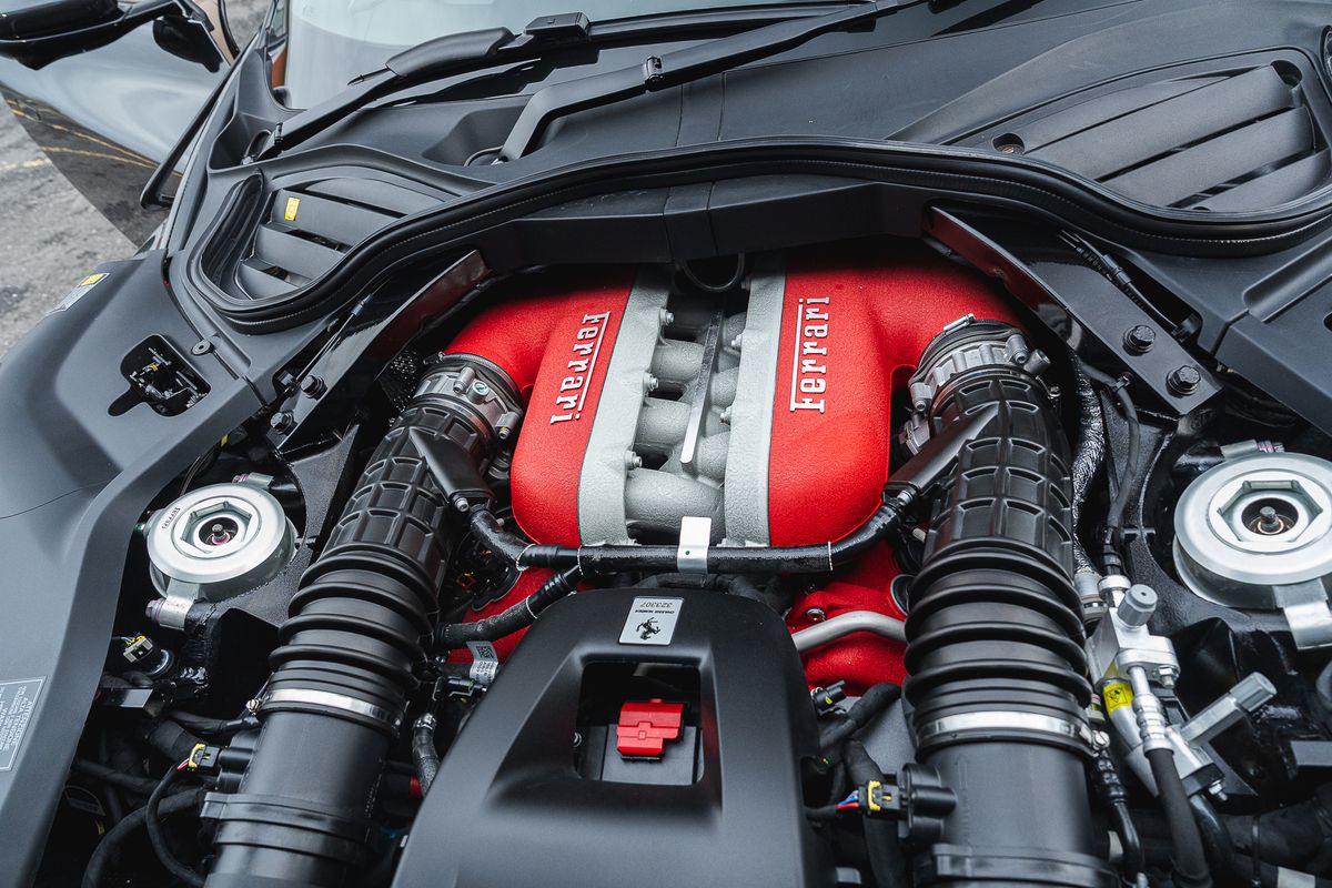 Ferrari Purosangue Esteso by Novitec