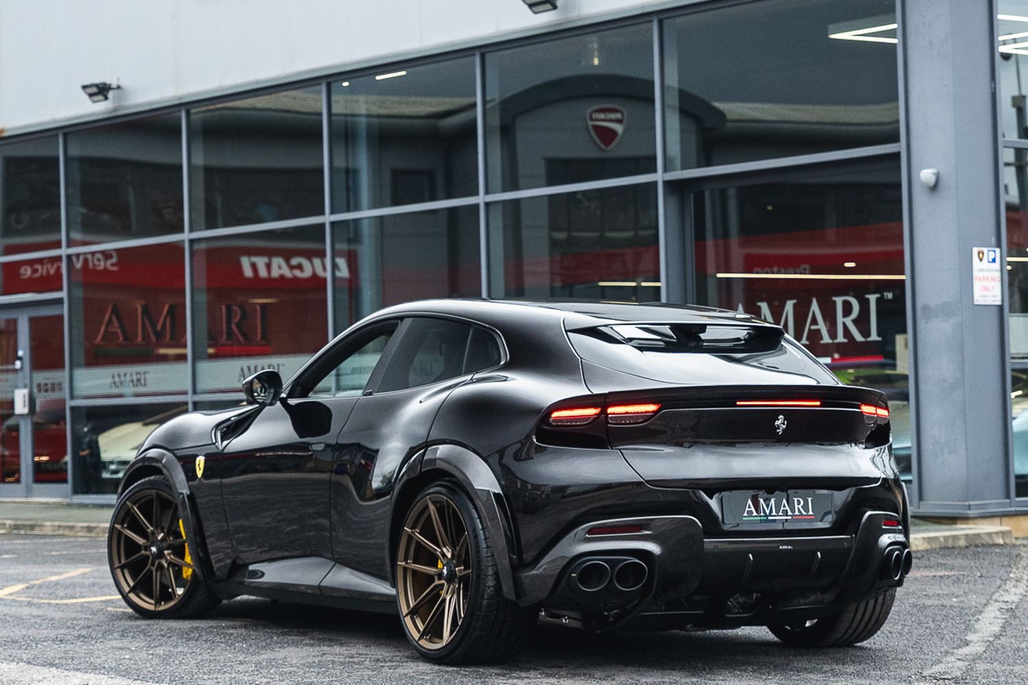 Ferrari Purosangue Esteso by Novitec