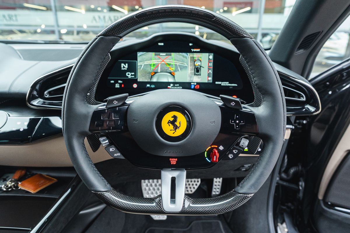 Ferrari Purosangue Esteso by Novitec