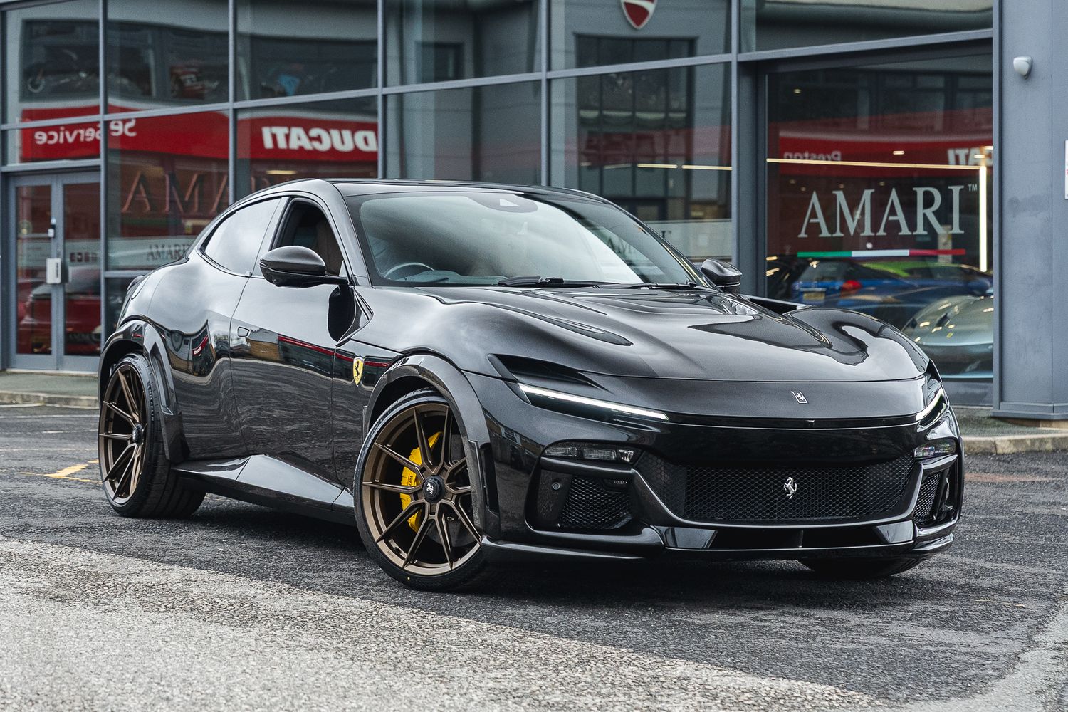 Ferrari Purosangue Esteso by Novitec