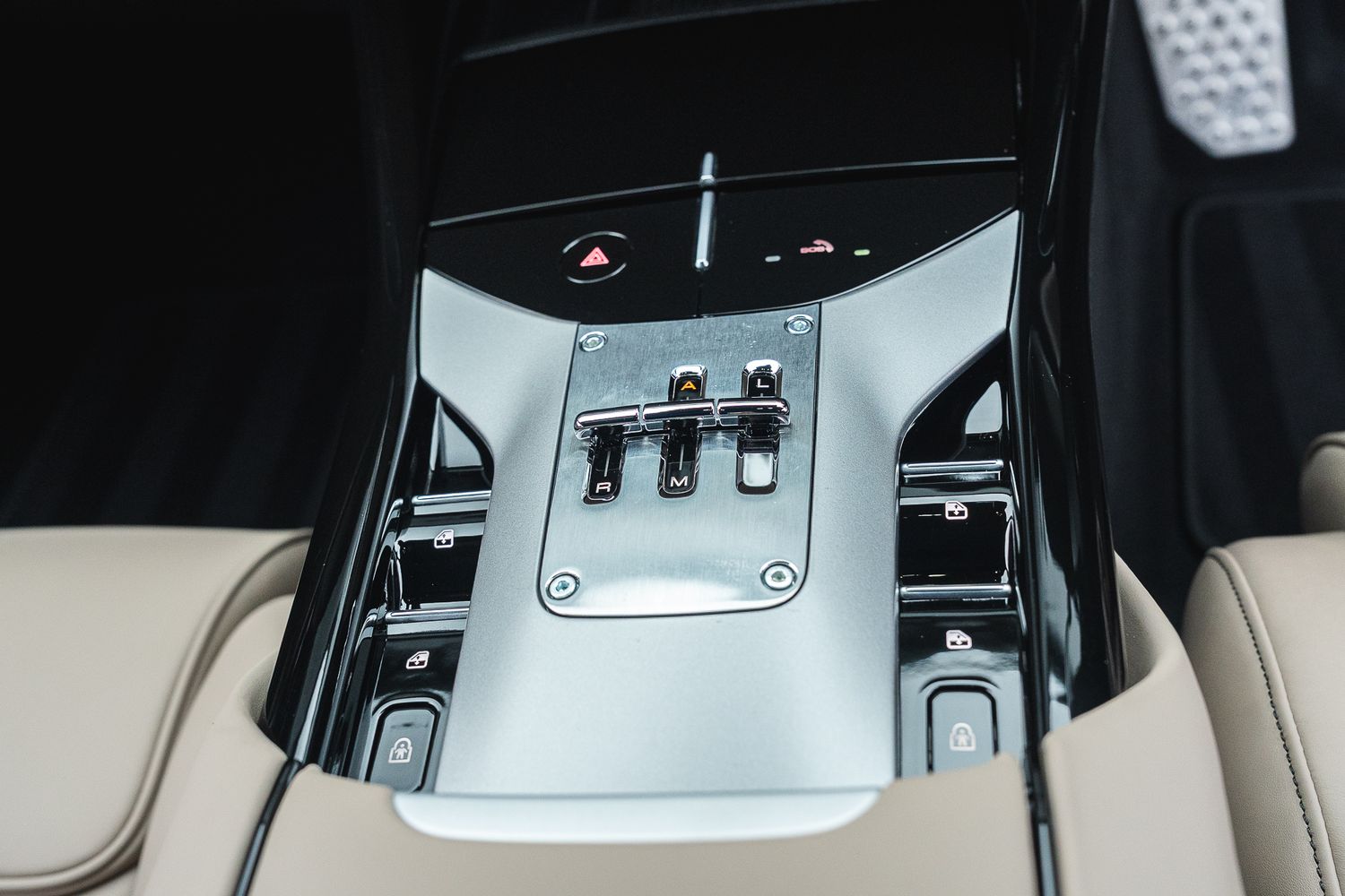 Ferrari Purosangue Esteso by Novitec