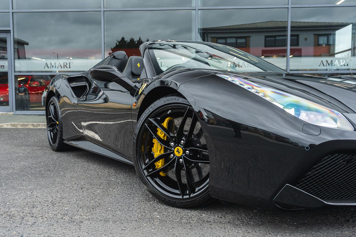 Ferrari 488 Spider