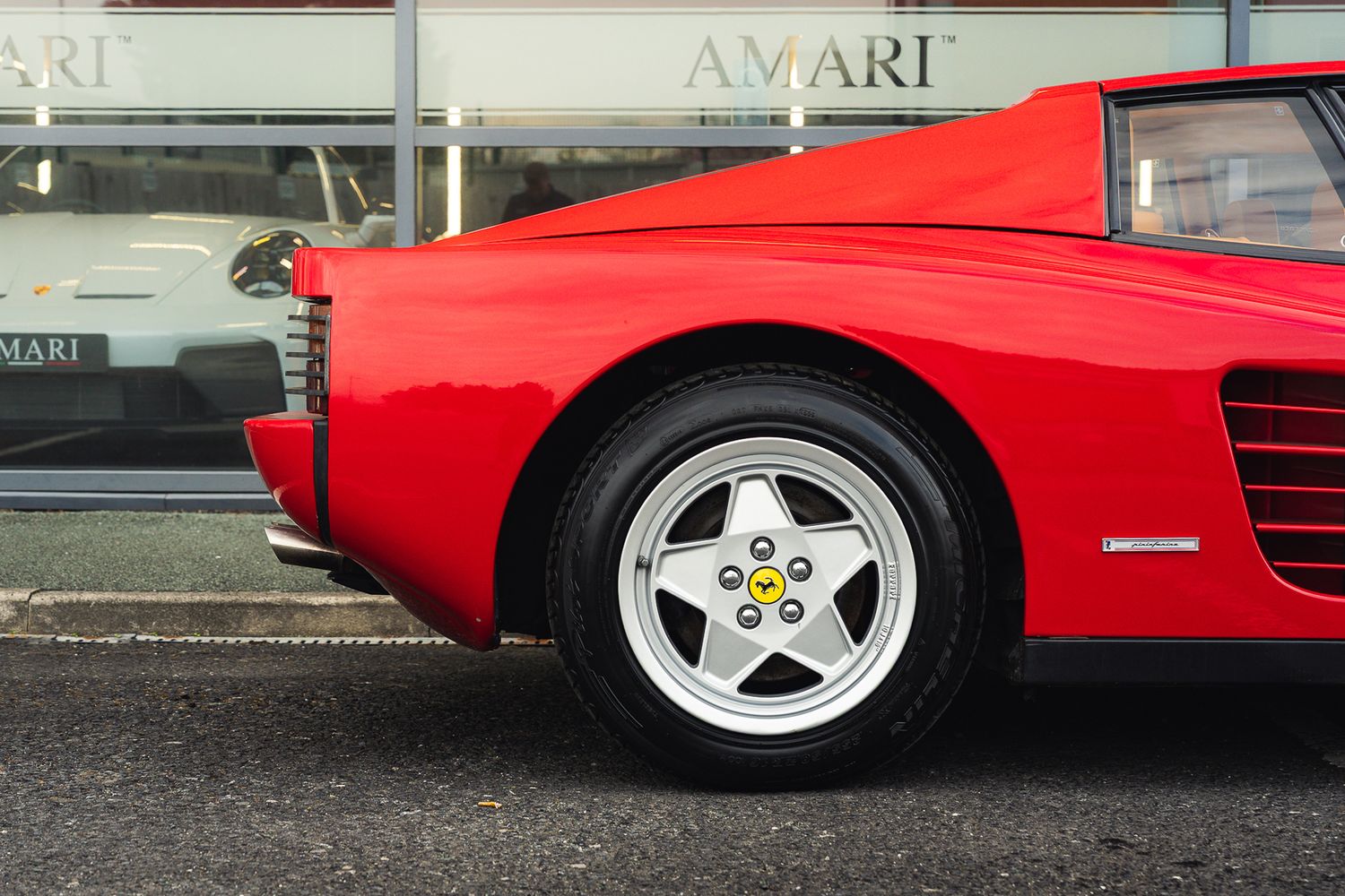 Ferrari Testarossa Flat 12 Testarossa