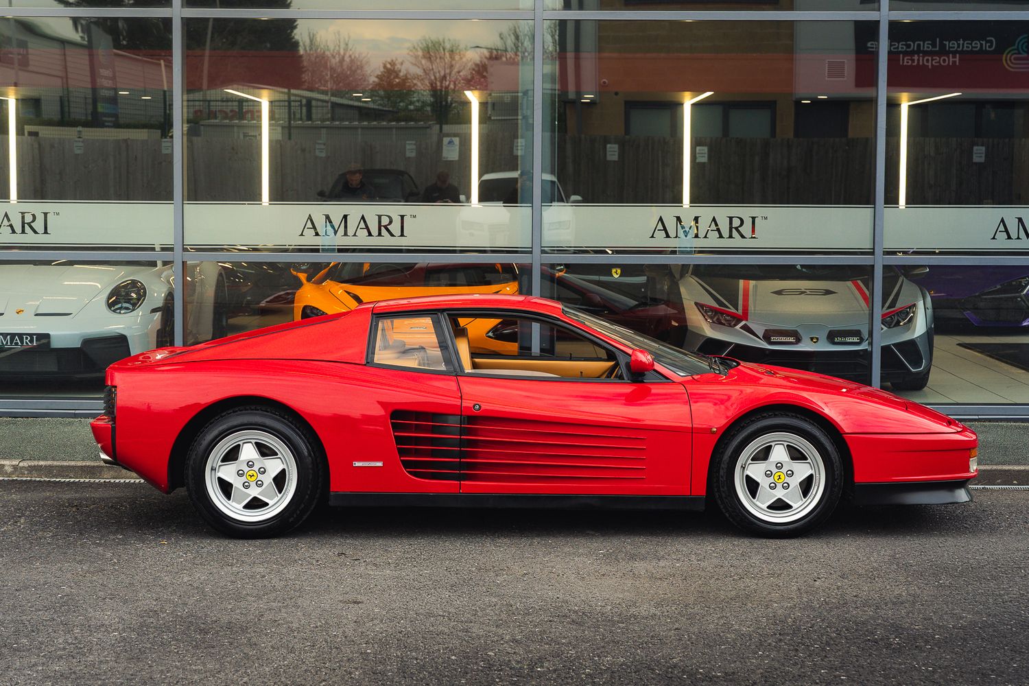 Ferrari Testarossa Flat 12 Testarossa