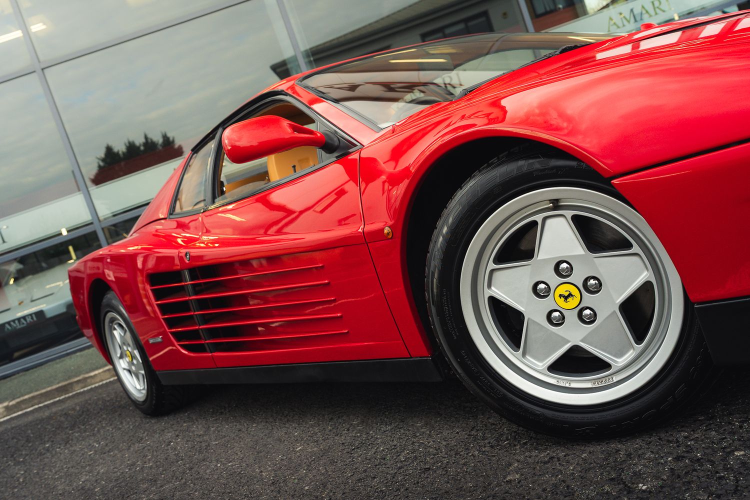 Ferrari Testarossa Flat 12 Testarossa