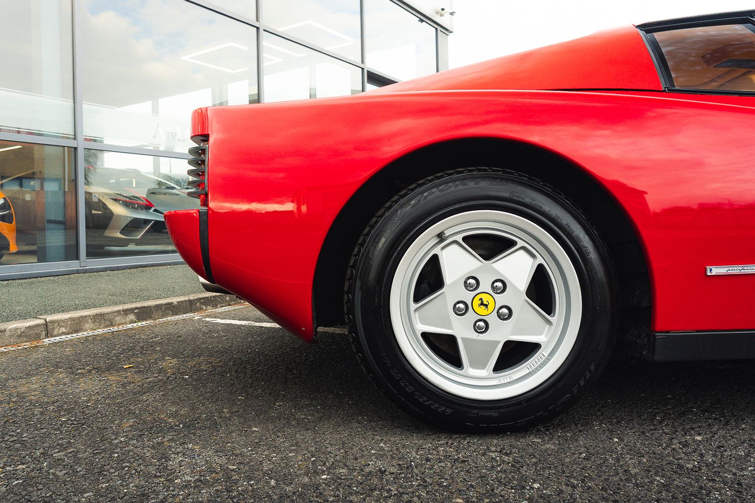 Ferrari Testarossa Flat 12 Testarossa