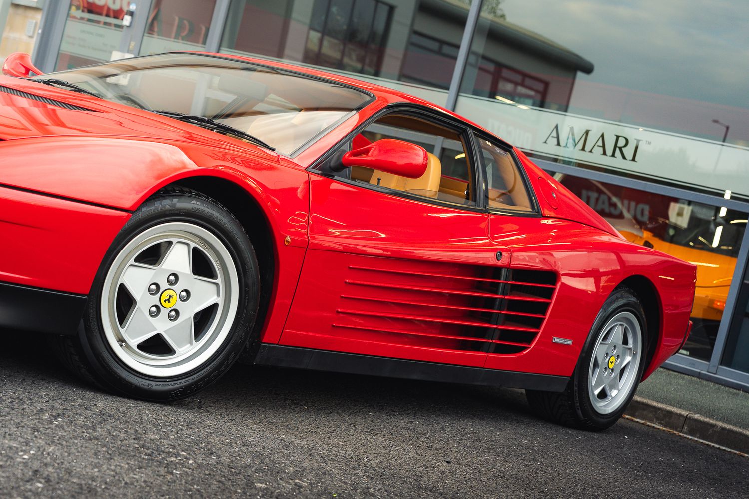Ferrari Testarossa Flat 12 Testarossa