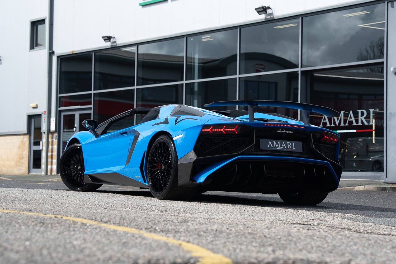 Lamborghini Aventador  LP750-4 SV Roadster SV Roadster