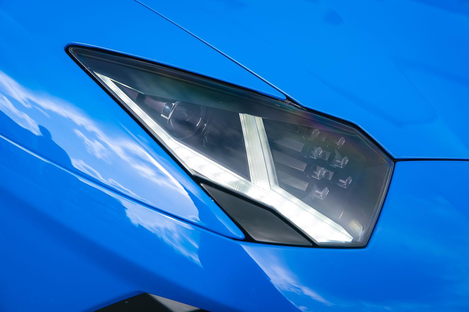 Lamborghini Aventador  LP750-4 SV Roadster SV Roadster