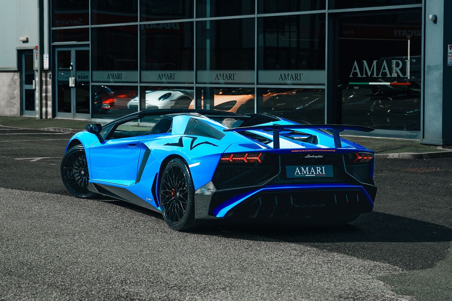 Lamborghini Aventador  LP750-4 SV Roadster SV Roadster