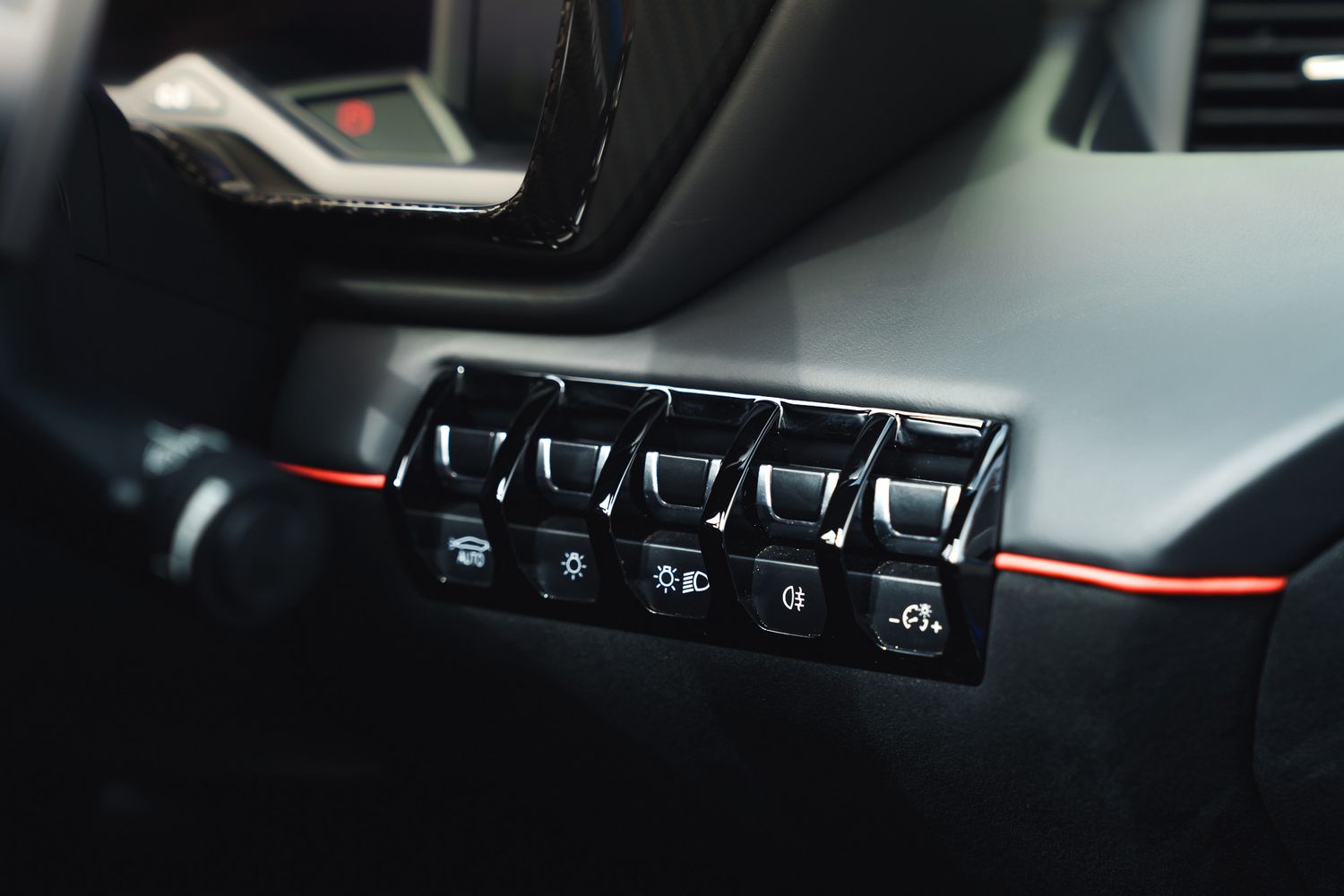 Lamborghini Aventador  LP750-4 SV Roadster SV Roadster