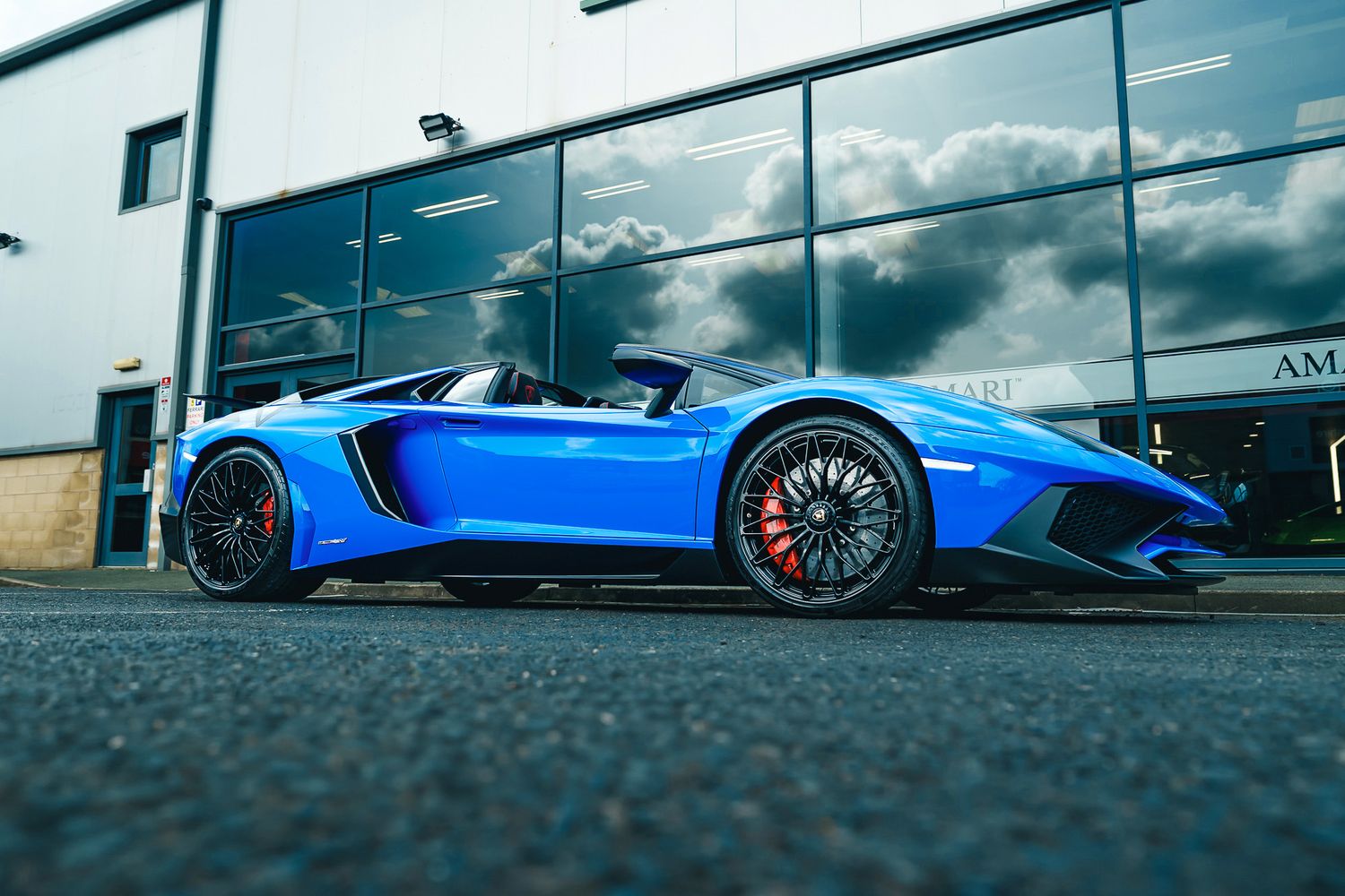 Lamborghini Aventador  LP750-4 SV Roadster SV Roadster