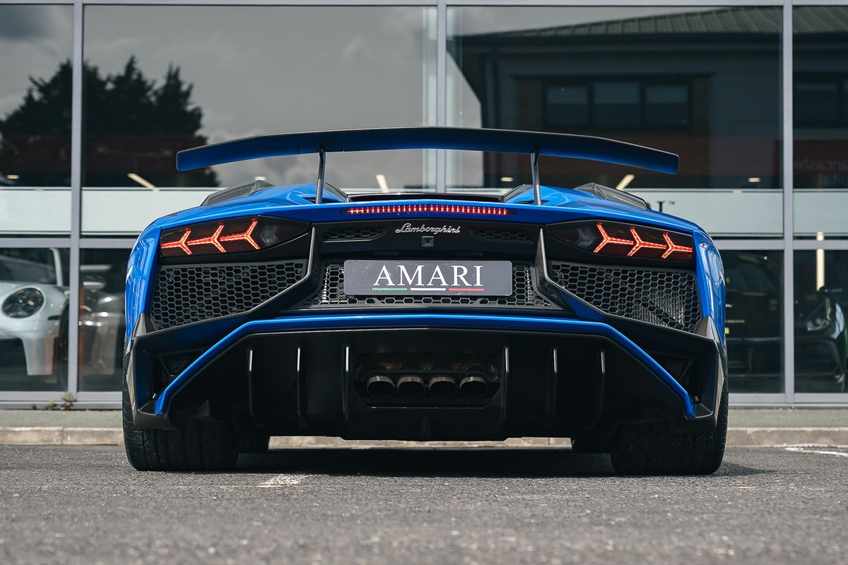 Lamborghini Aventador  LP750-4 SV Roadster SV Roadster