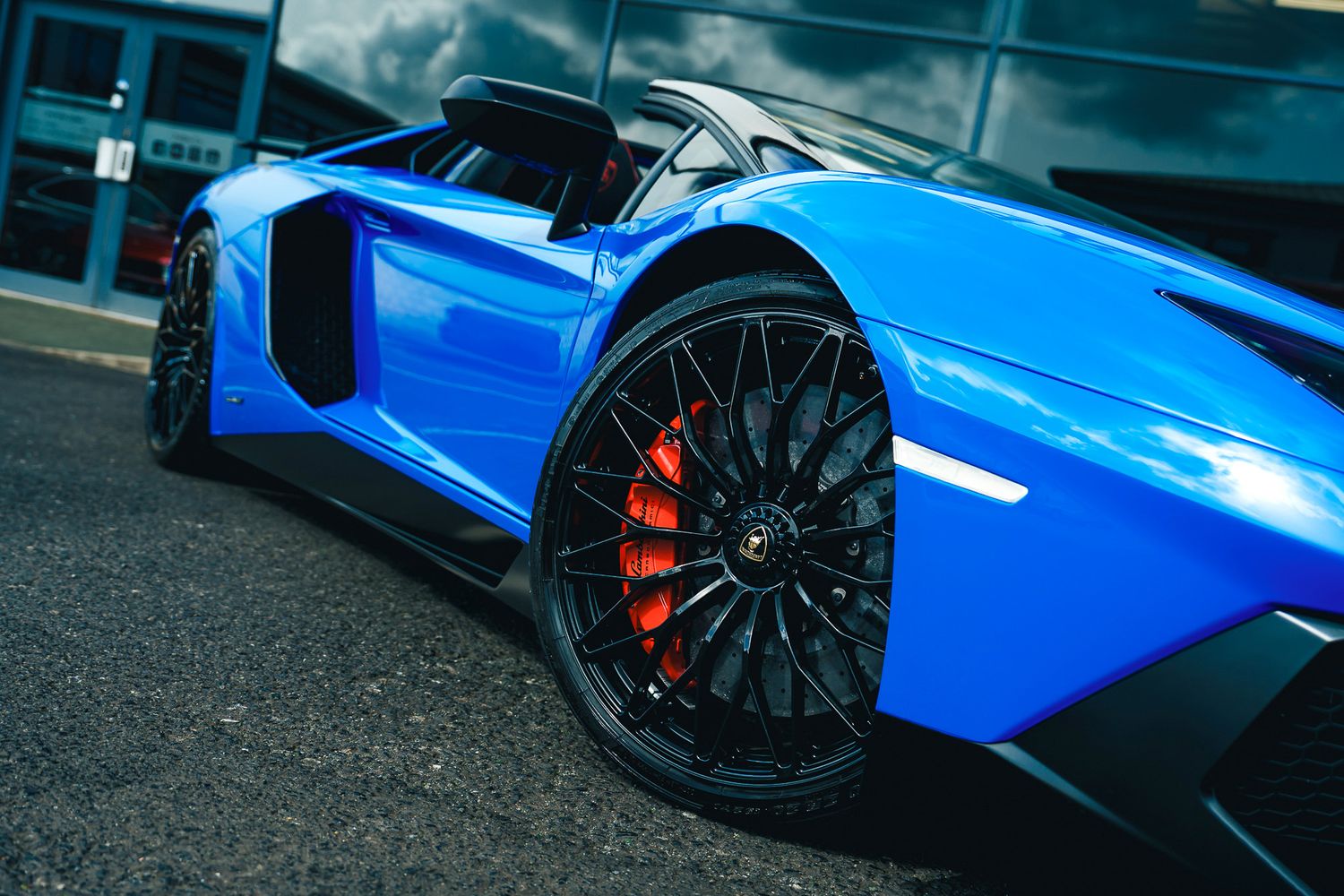 Lamborghini Aventador  LP750-4 SV Roadster SV Roadster