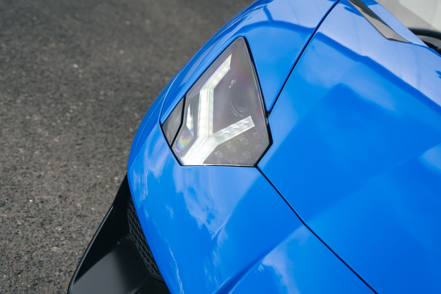 Lamborghini Aventador  LP750-4 SV Roadster SV Roadster