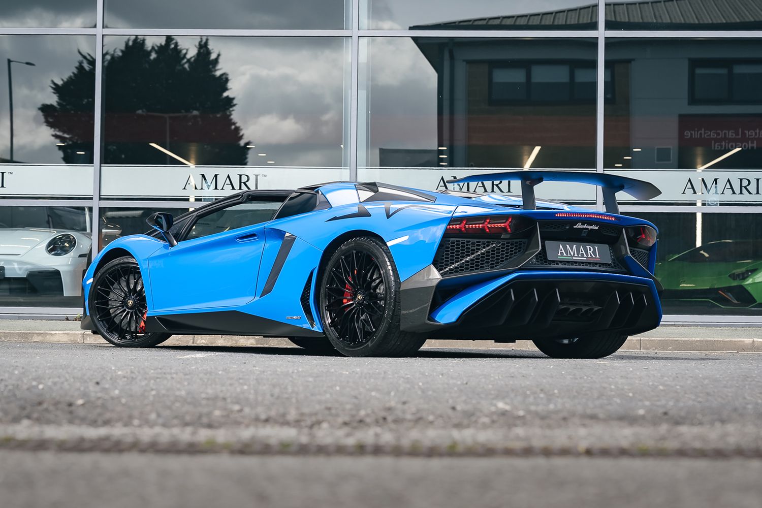 Lamborghini Aventador  LP750-4 SV Roadster SV Roadster