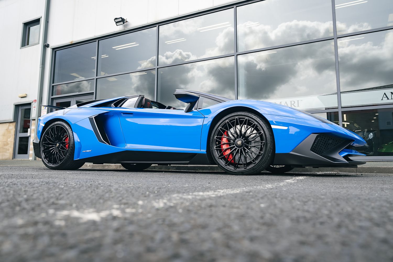 Lamborghini Aventador  LP750-4 SV Roadster SV Roadster