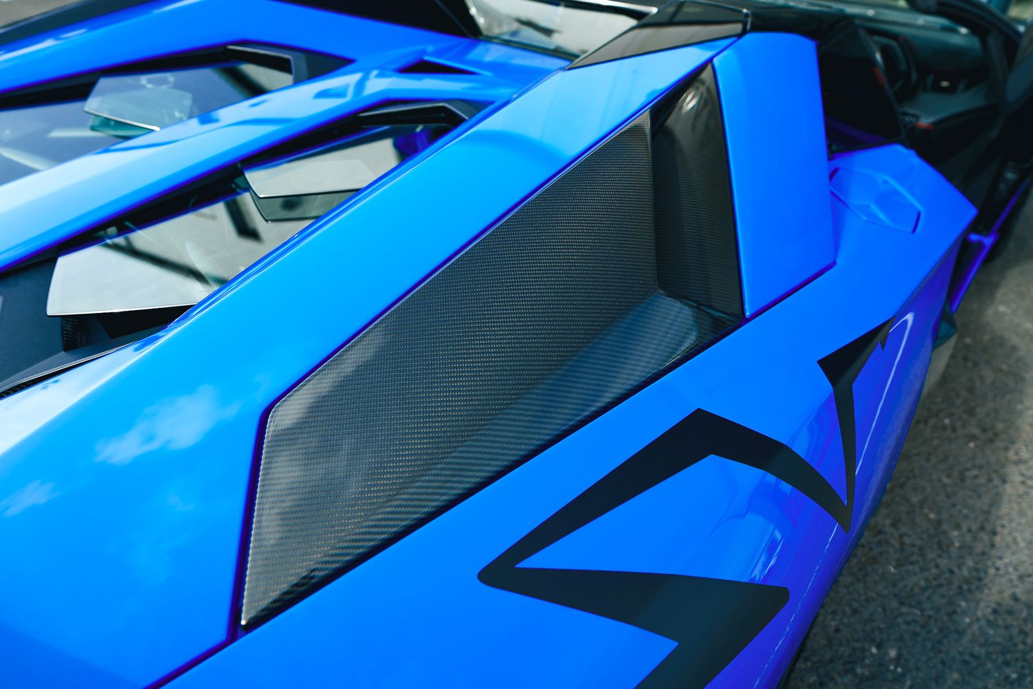 Lamborghini Aventador  LP750-4 SV Roadster SV Roadster