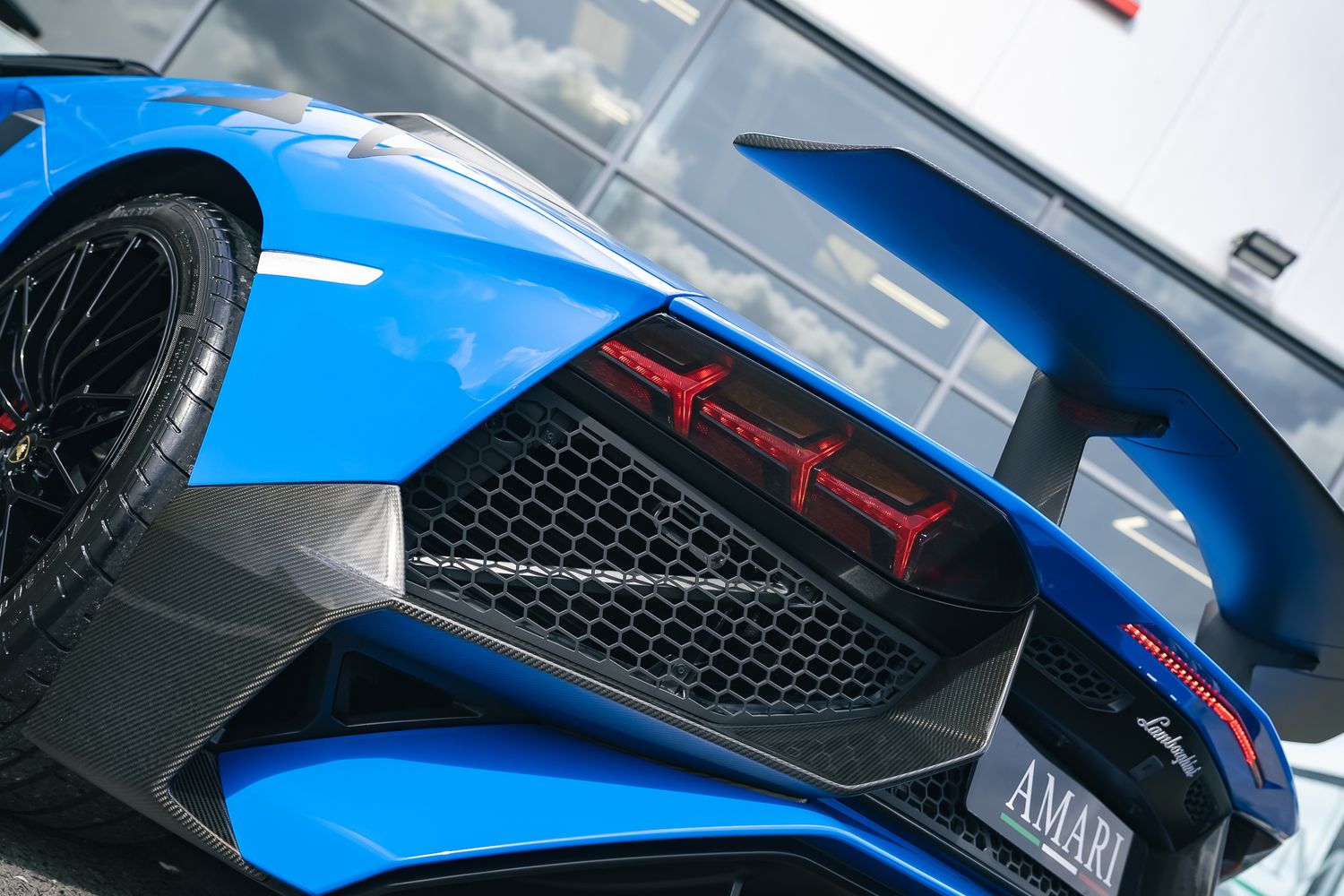 Lamborghini Aventador  LP750-4 SV Roadster SV Roadster