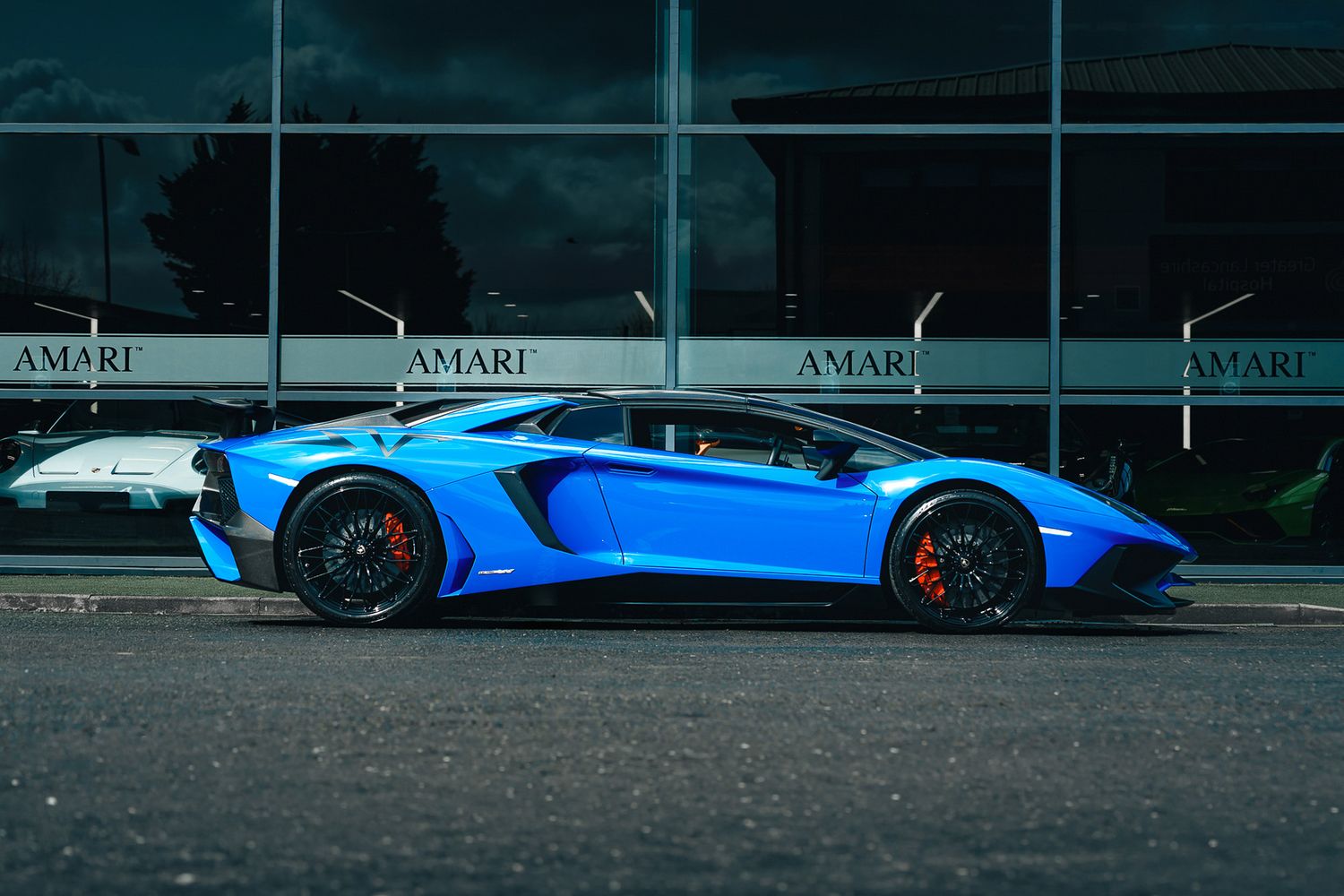 Lamborghini Aventador  LP750-4 SV Roadster SV Roadster