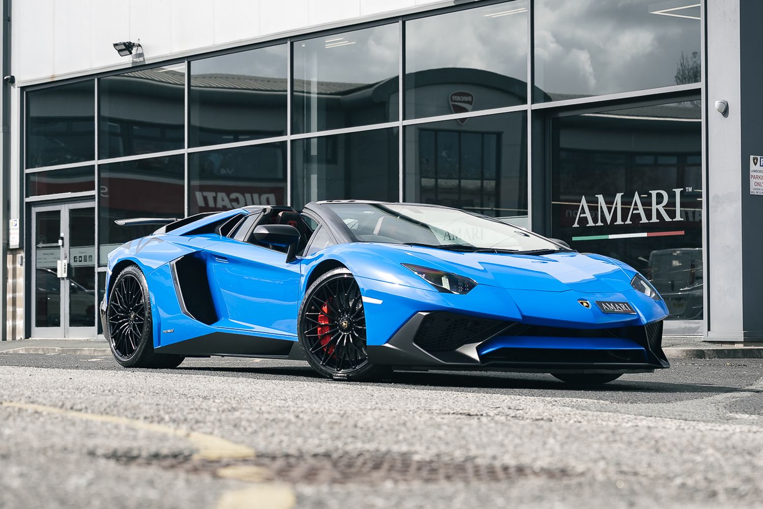 Lamborghini Aventador  LP750-4 SV Roadster SV Roadster
