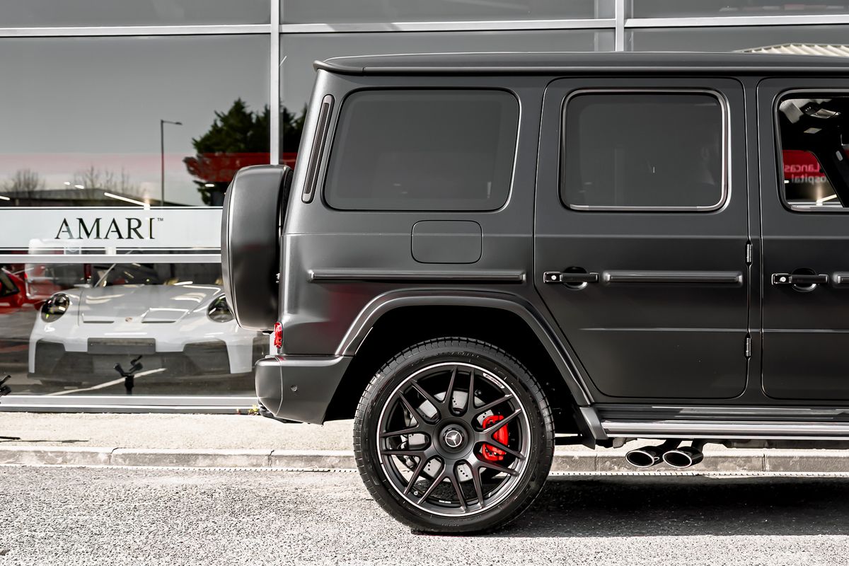 MERCEDES BENZ G63 Magno MANUFAKTUR 4.0-litre twin-turbocharged V8