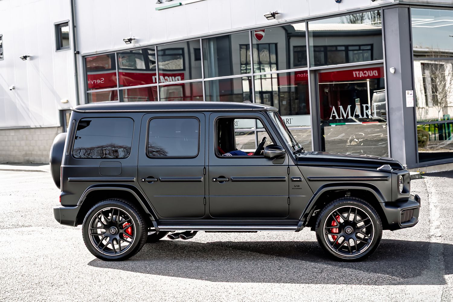 Mercedes Benz G63 Magno MANUFAKTUR 4.0-litre twin-turbocharged V8