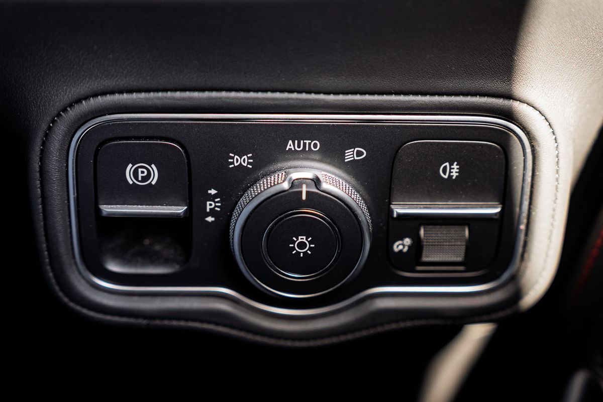 MERCEDES BENZ G63 Magno MANUFAKTUR 4.0-litre twin-turbocharged V8