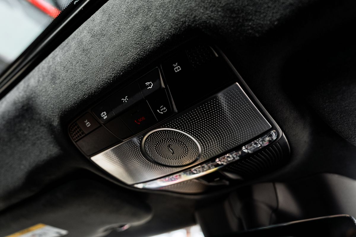 MERCEDES BENZ G63 Magno MANUFAKTUR 4.0-litre twin-turbocharged V8