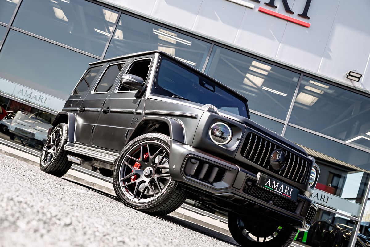 MERCEDES BENZ G63 Magno MANUFAKTUR 4.0-litre twin-turbocharged V8
