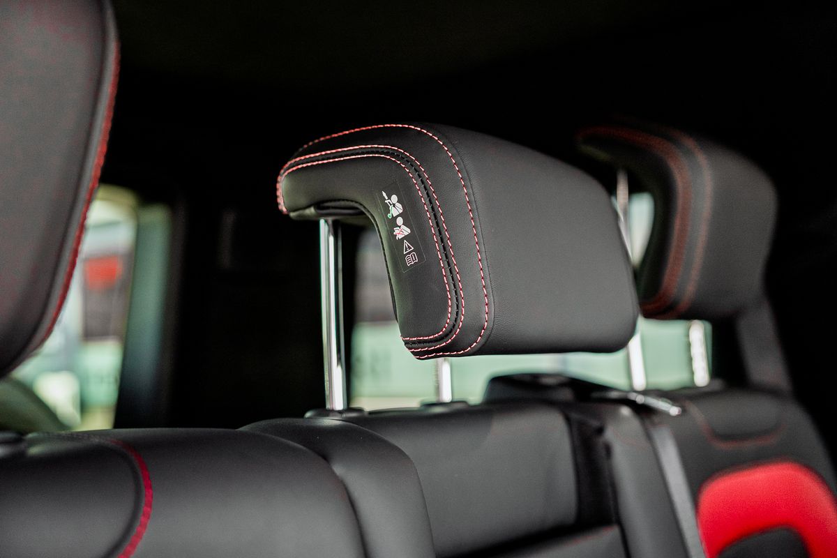 MERCEDES BENZ G63 Magno MANUFAKTUR 4.0-litre twin-turbocharged V8