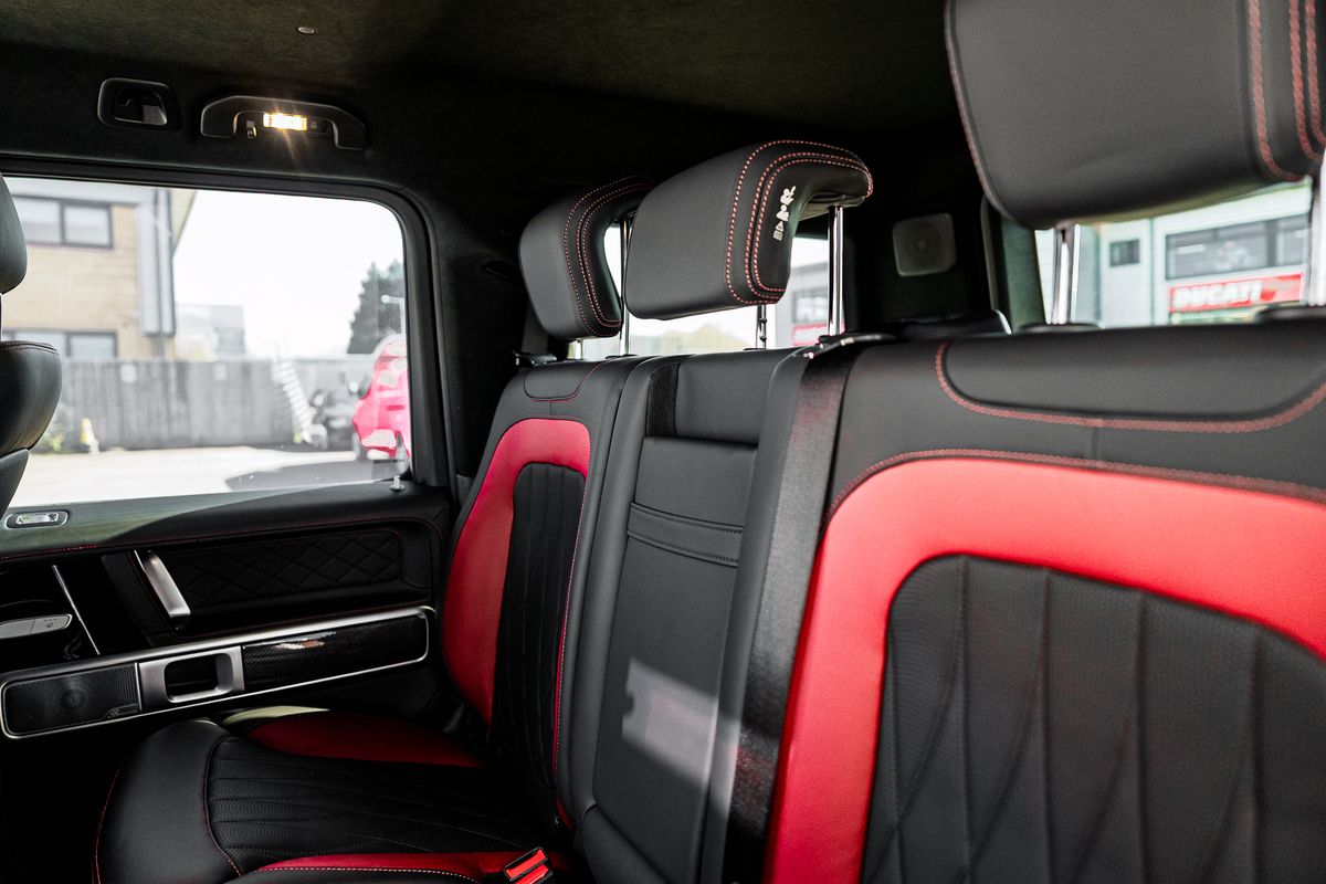 MERCEDES BENZ G63 Magno MANUFAKTUR 4.0-litre twin-turbocharged V8